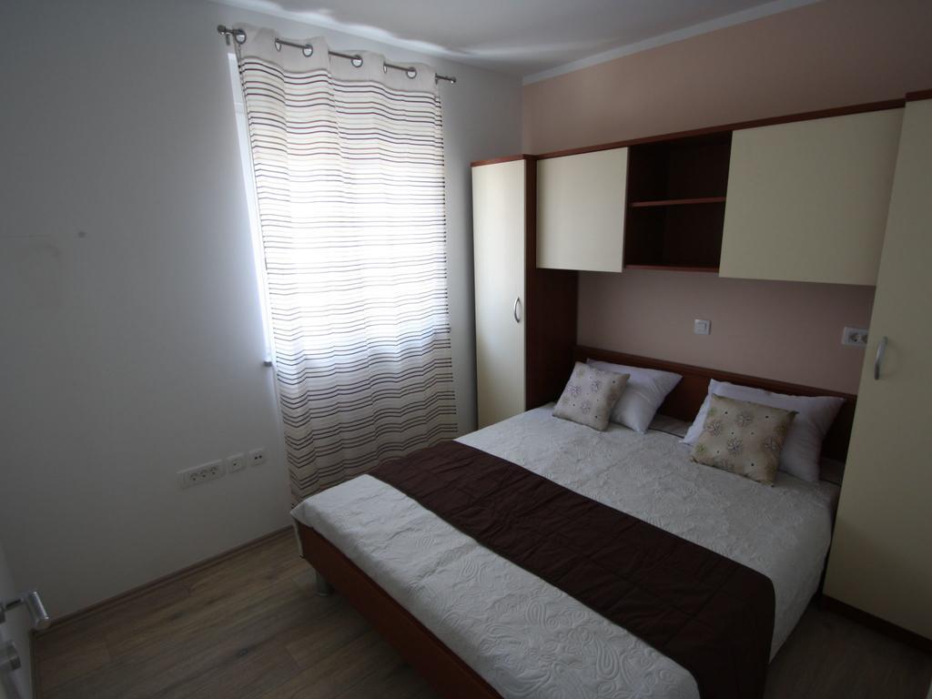 Apartment Tea Pula Bagian luar foto