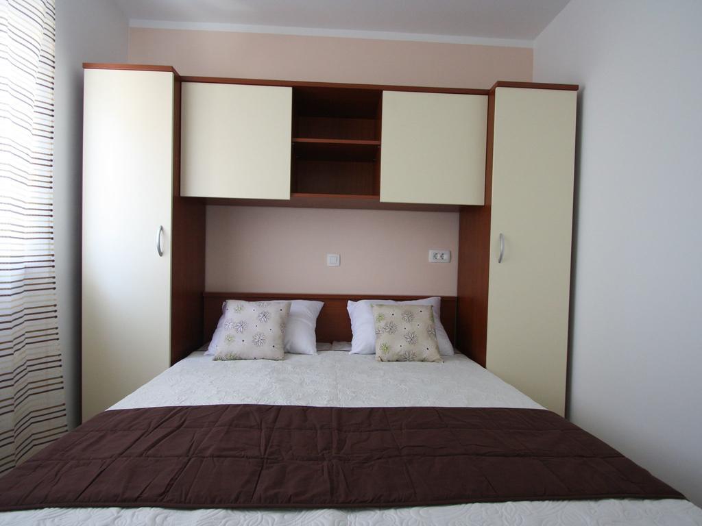 Apartment Tea Pula Bagian luar foto