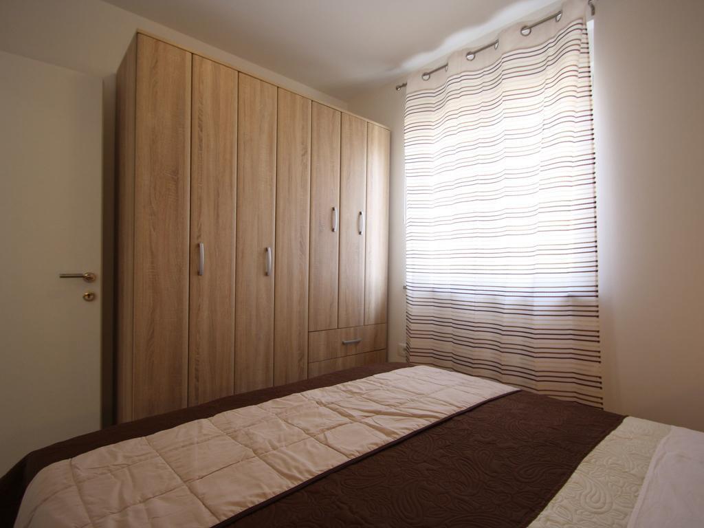 Apartment Tea Pula Bagian luar foto