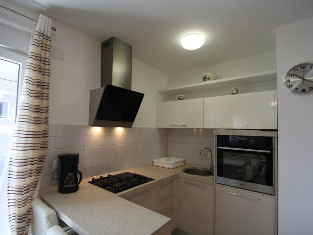 Apartment Tea Pula Bagian luar foto